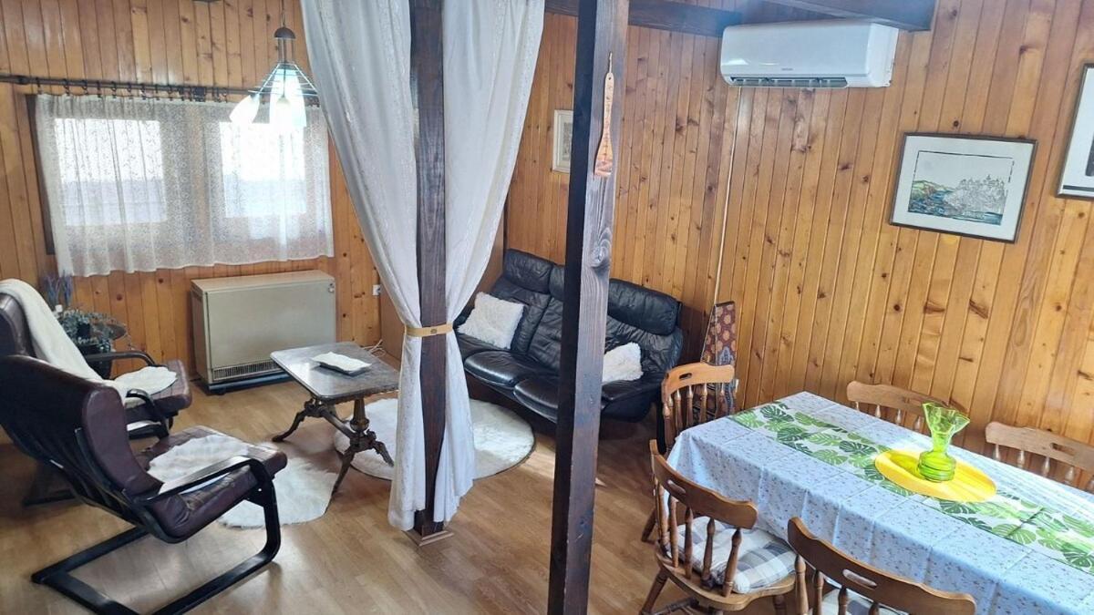 Wooden House Ada Villa Beograd Eksteriør billede